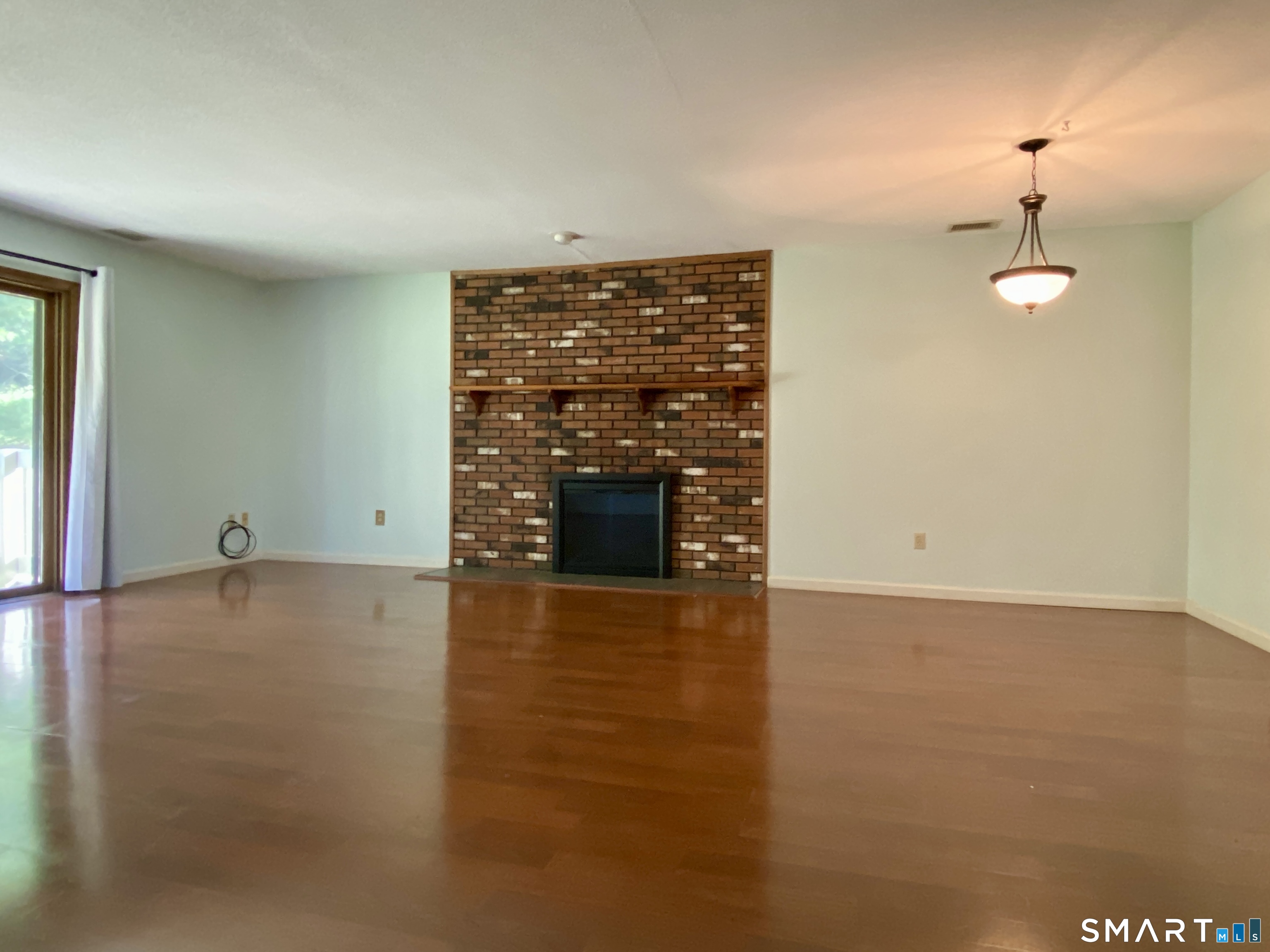 1104 Summer Hill Drive South Windsor CT 06074