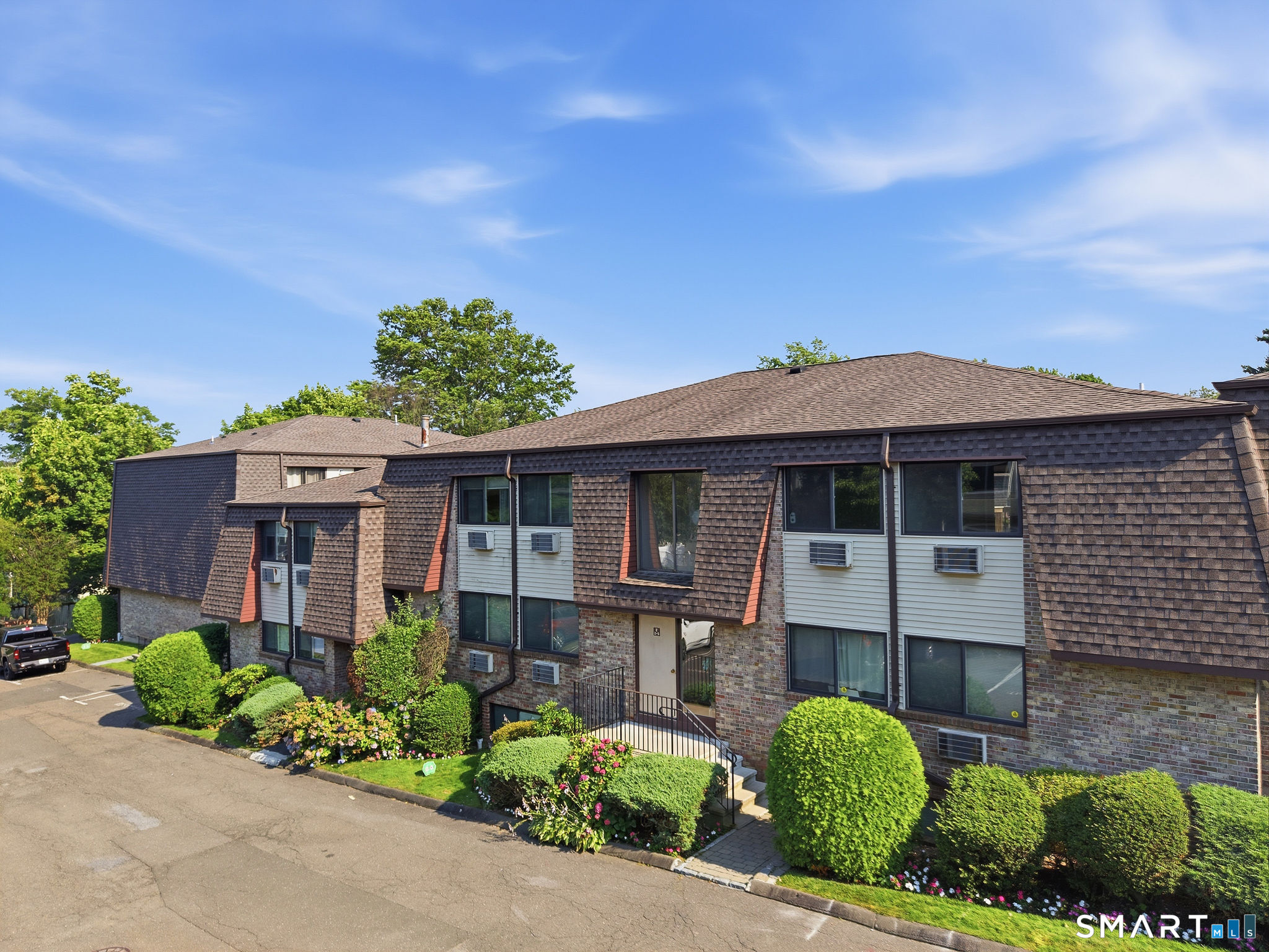 255 Strawberry Hill Avenue Stamford CT 06902