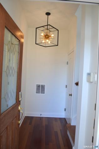 19 Sampson Terrace Danbury CT 06810