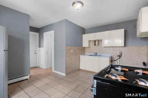 66 Standish Street Hartford CT 06114