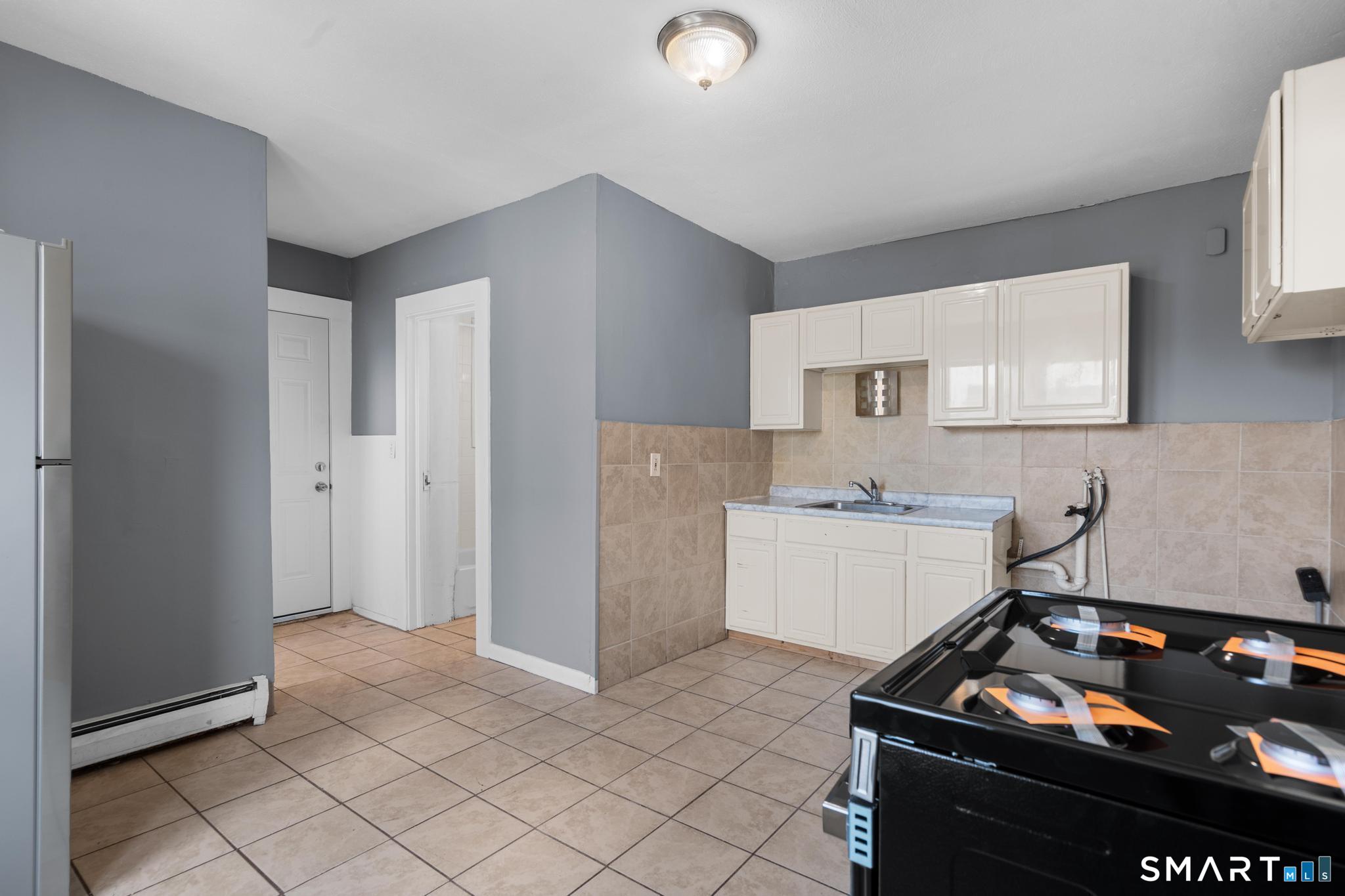 66 Standish Street Hartford CT 06114