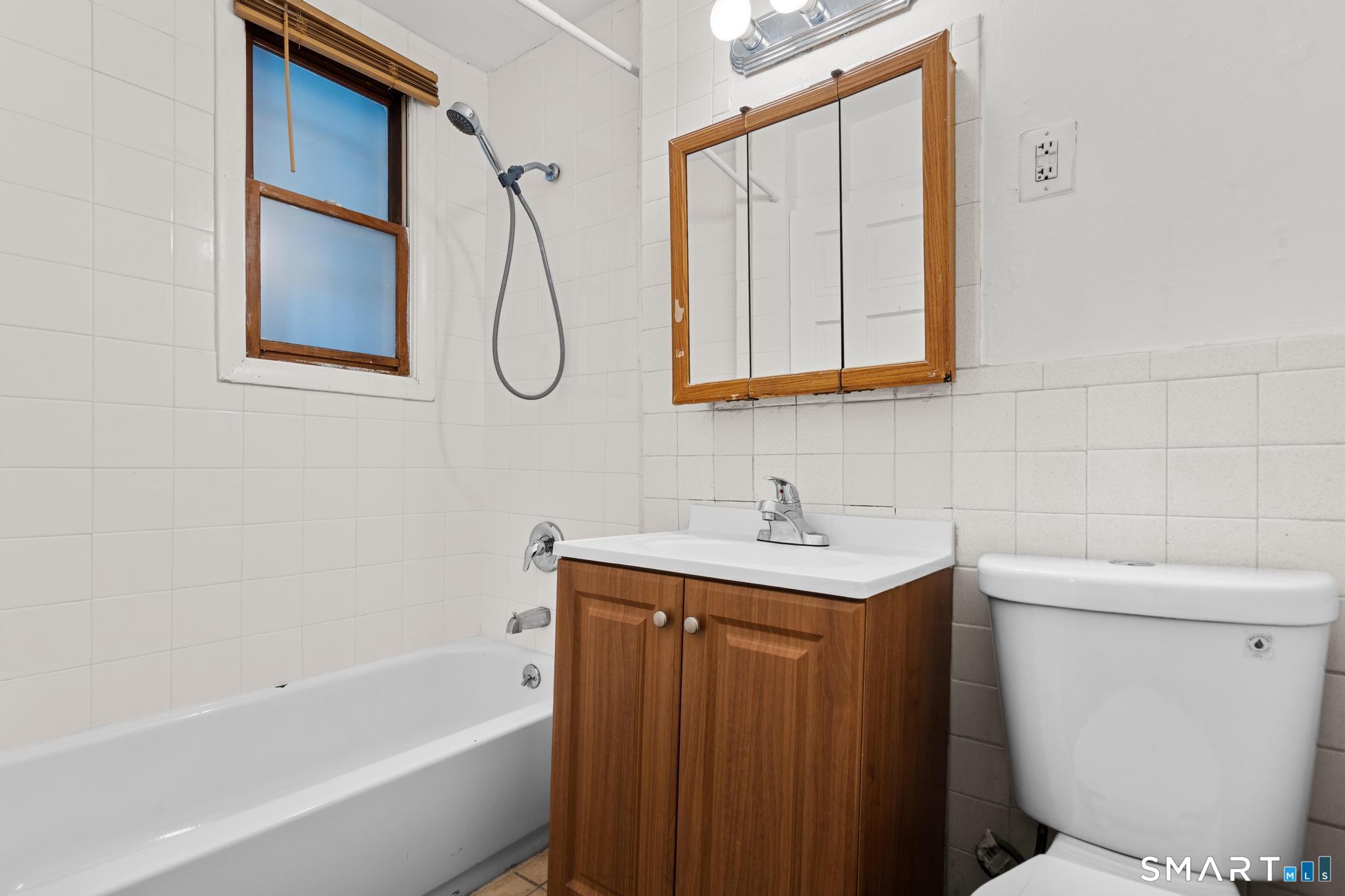 66 Standish Street Hartford CT 06114