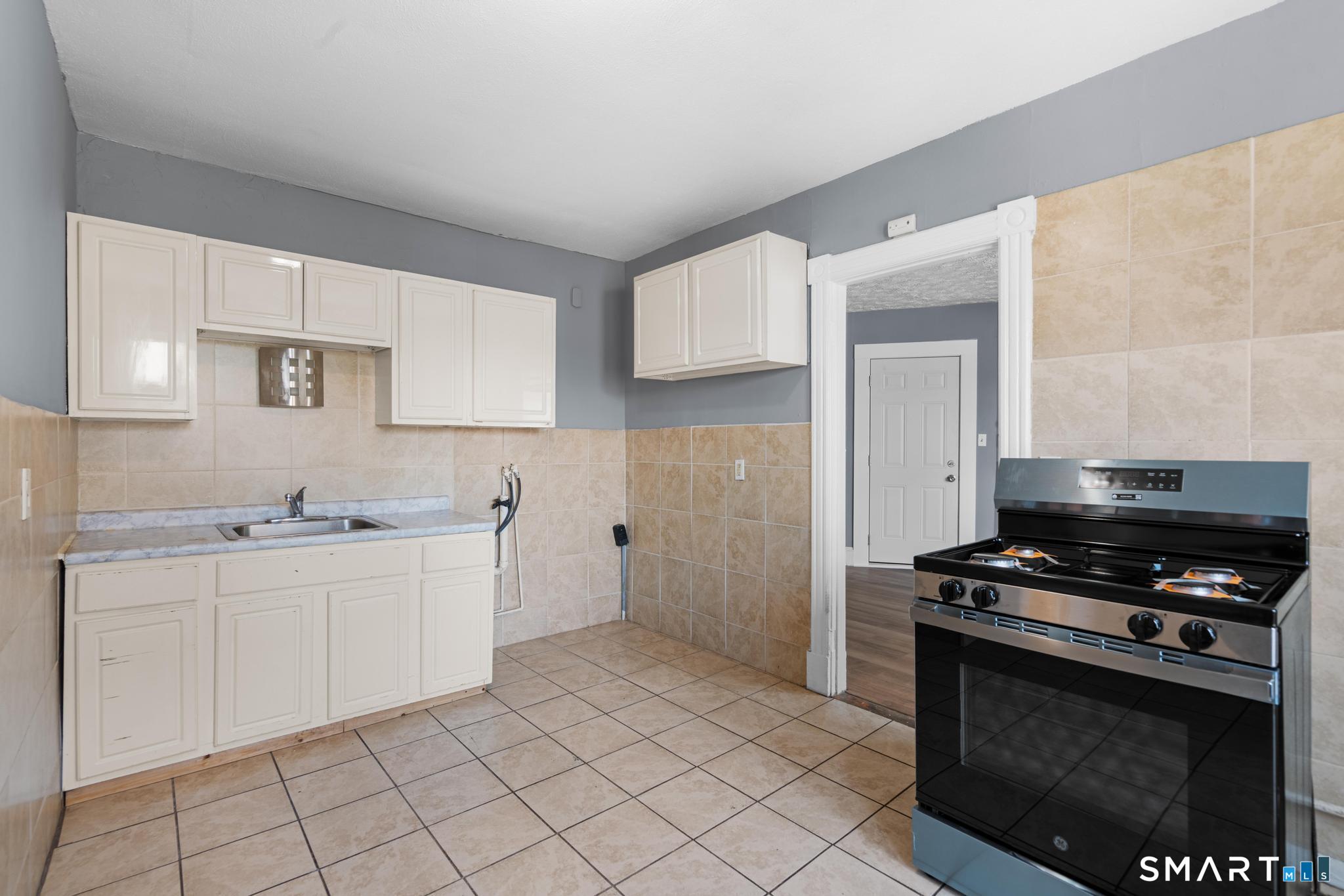 66 Standish Street Hartford CT 06114