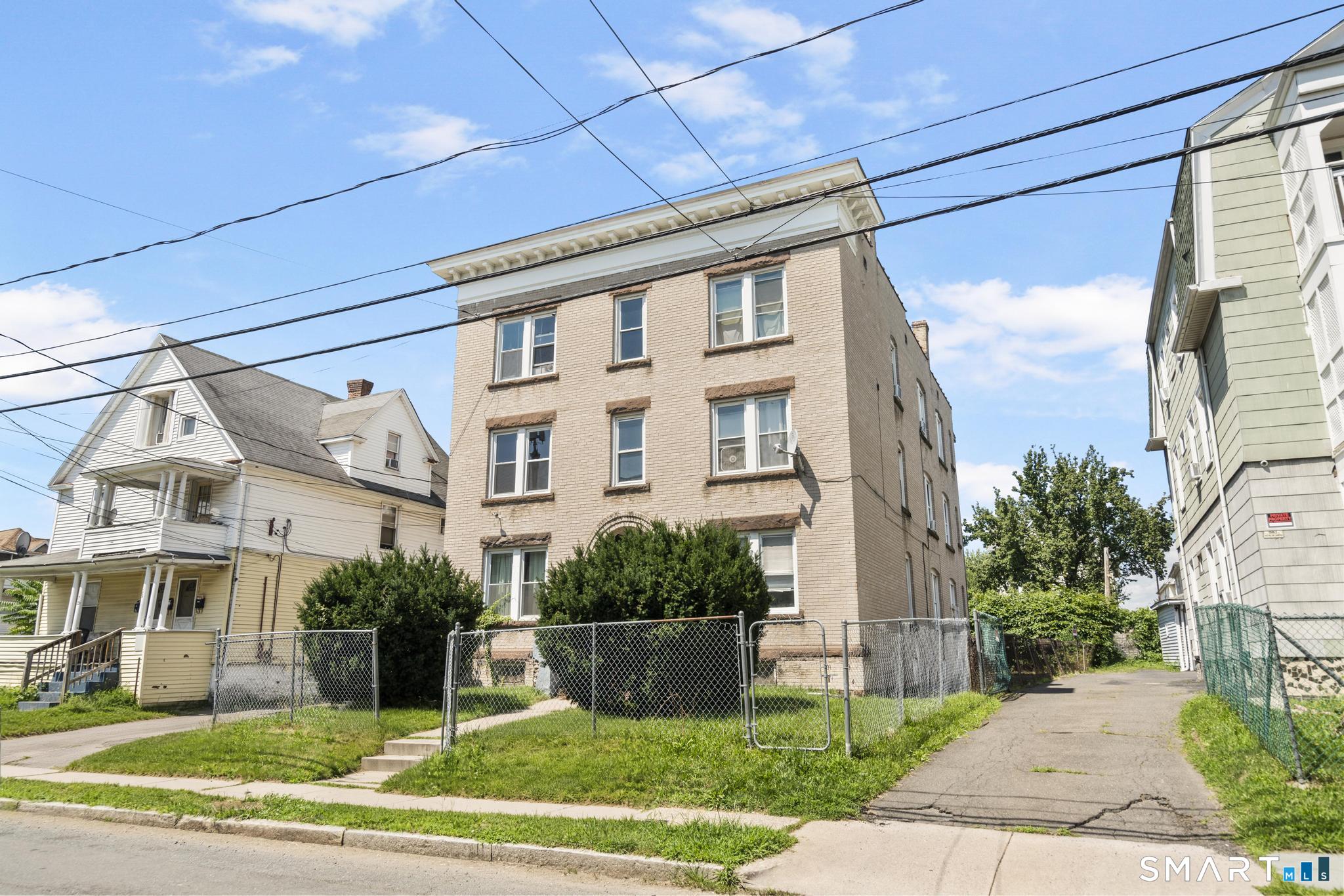66 Standish Street Hartford CT 06114