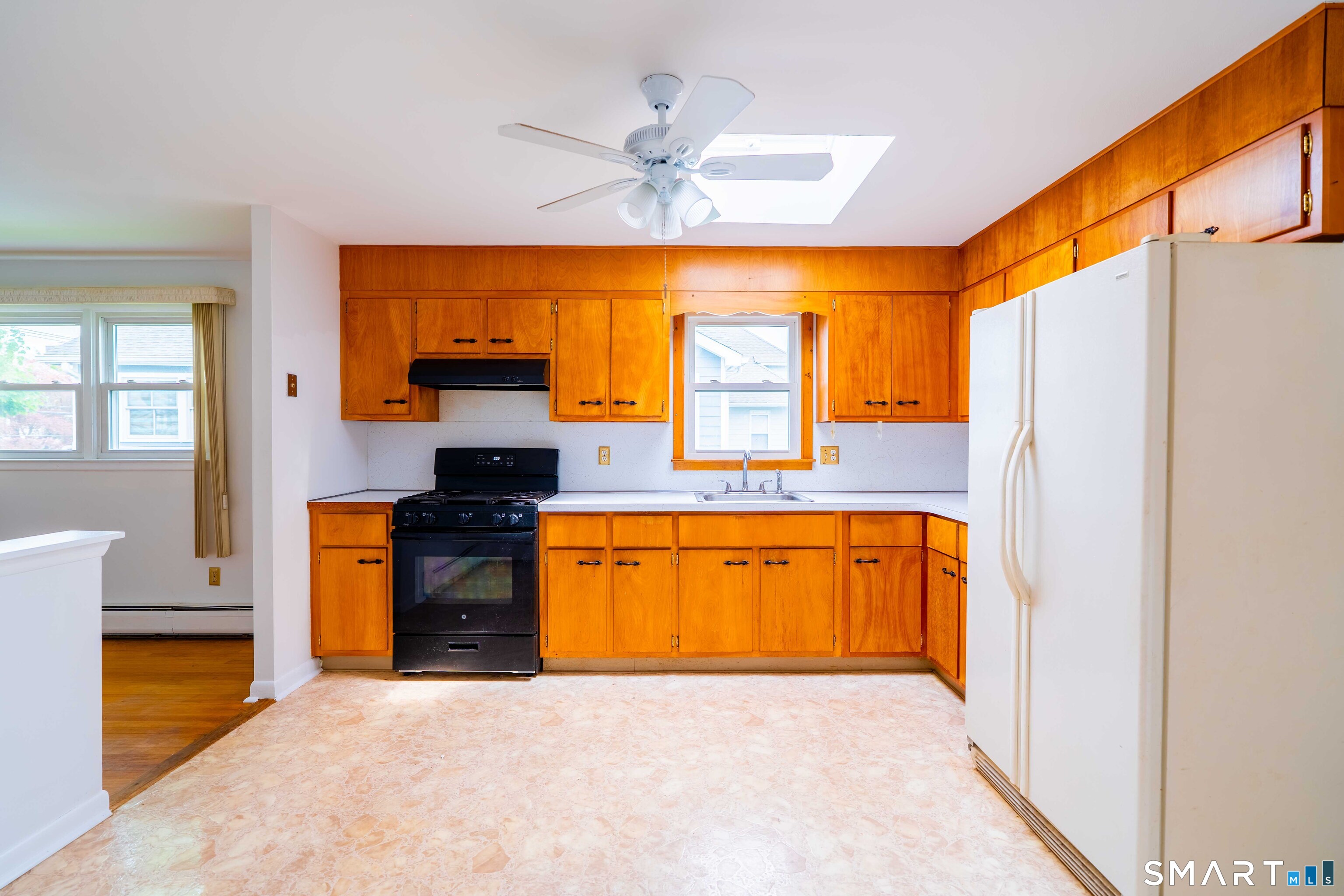 326 Grovers Avenue Bridgeport CT 06605
