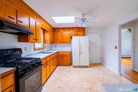326 Grovers Avenue Bridgeport CT 06605