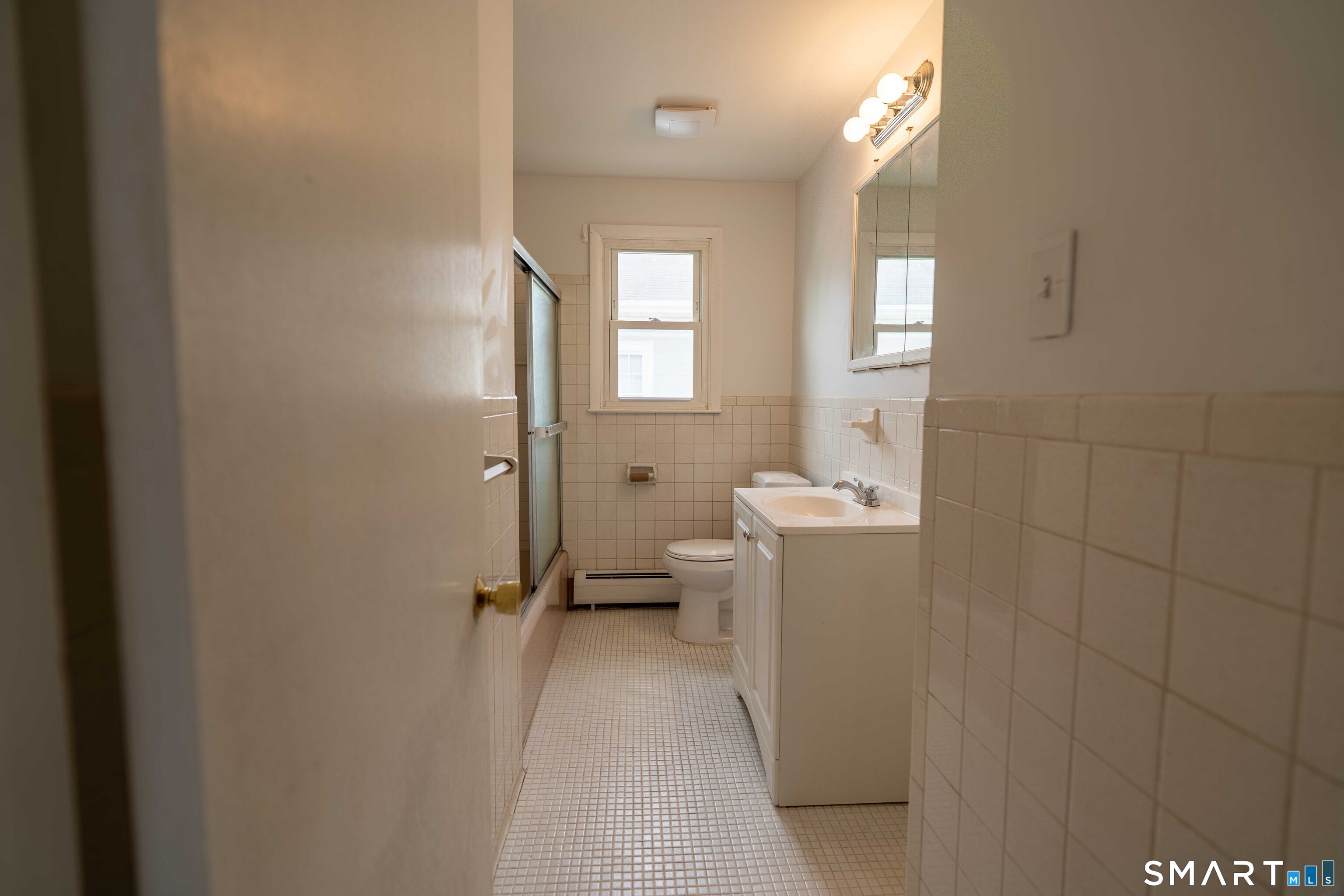 326 Grovers Avenue Bridgeport CT 06605