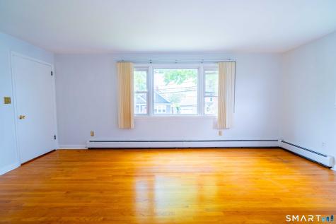 326 Grovers Avenue Bridgeport CT 06605
