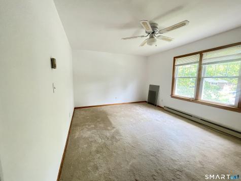 391 Chestnut Hill Avenue Waterbury CT 06704