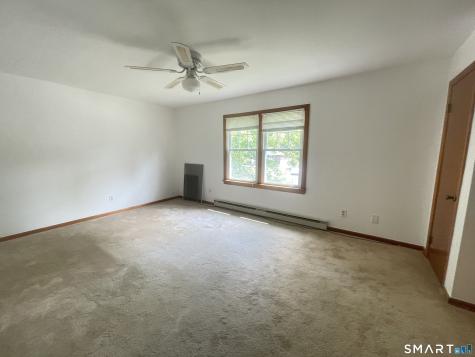 391 Chestnut Hill Avenue Waterbury CT 06704
