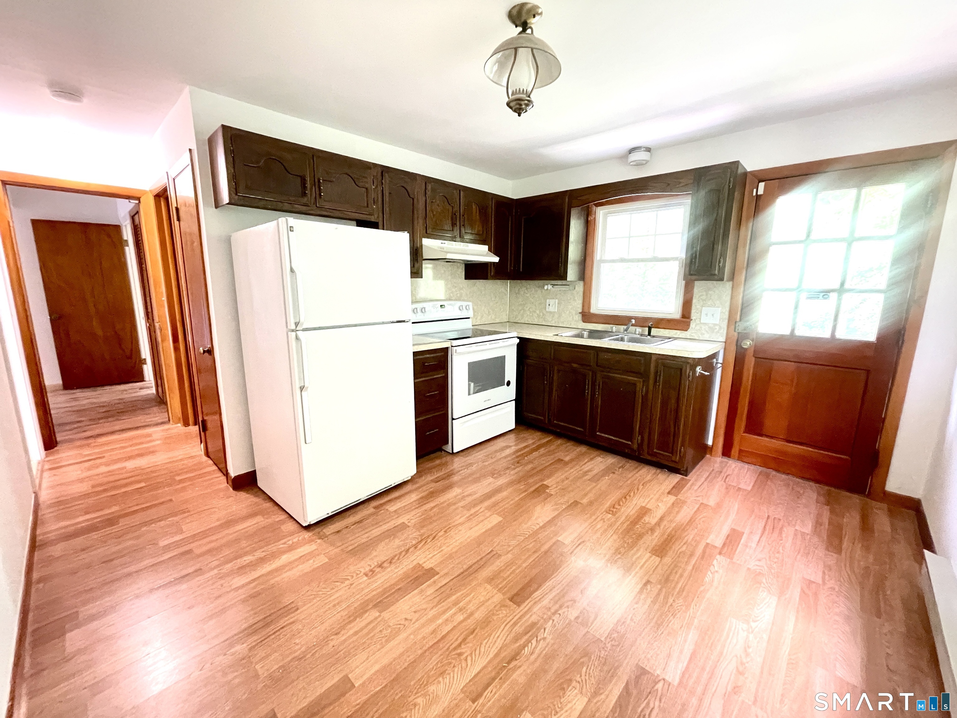 391 Chestnut Hill Avenue Waterbury CT 06704