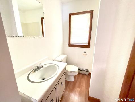 391 Chestnut Hill Avenue Waterbury CT 06704