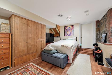 591 Orange Street New Haven CT 06511