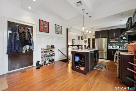 591 Orange Street New Haven CT 06511
