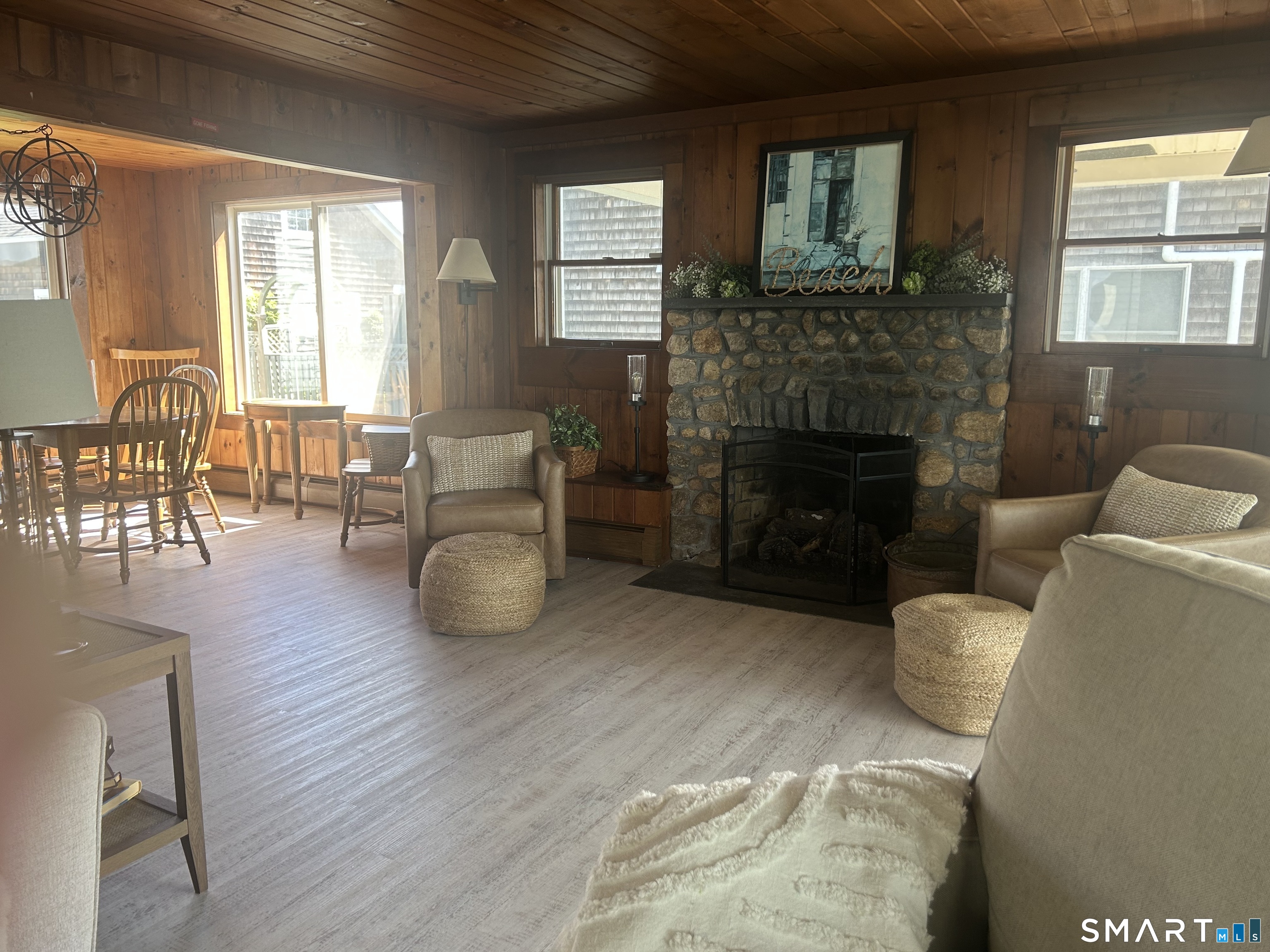 293 Giants Neck Road East Lyme CT 06357