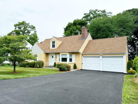 21 Juniper Ridge Drive Danbury CT 06811