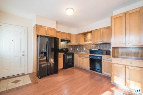 2 Pleasant Street Windsor Locks CT 06096