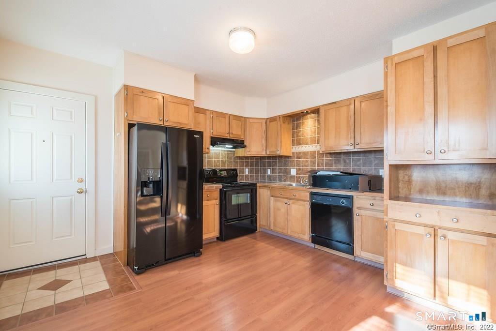 2 Pleasant Street Windsor Locks CT 06096