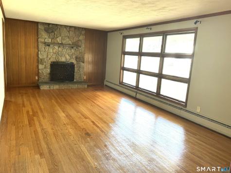 6 Lydall Street Manchester CT 06042