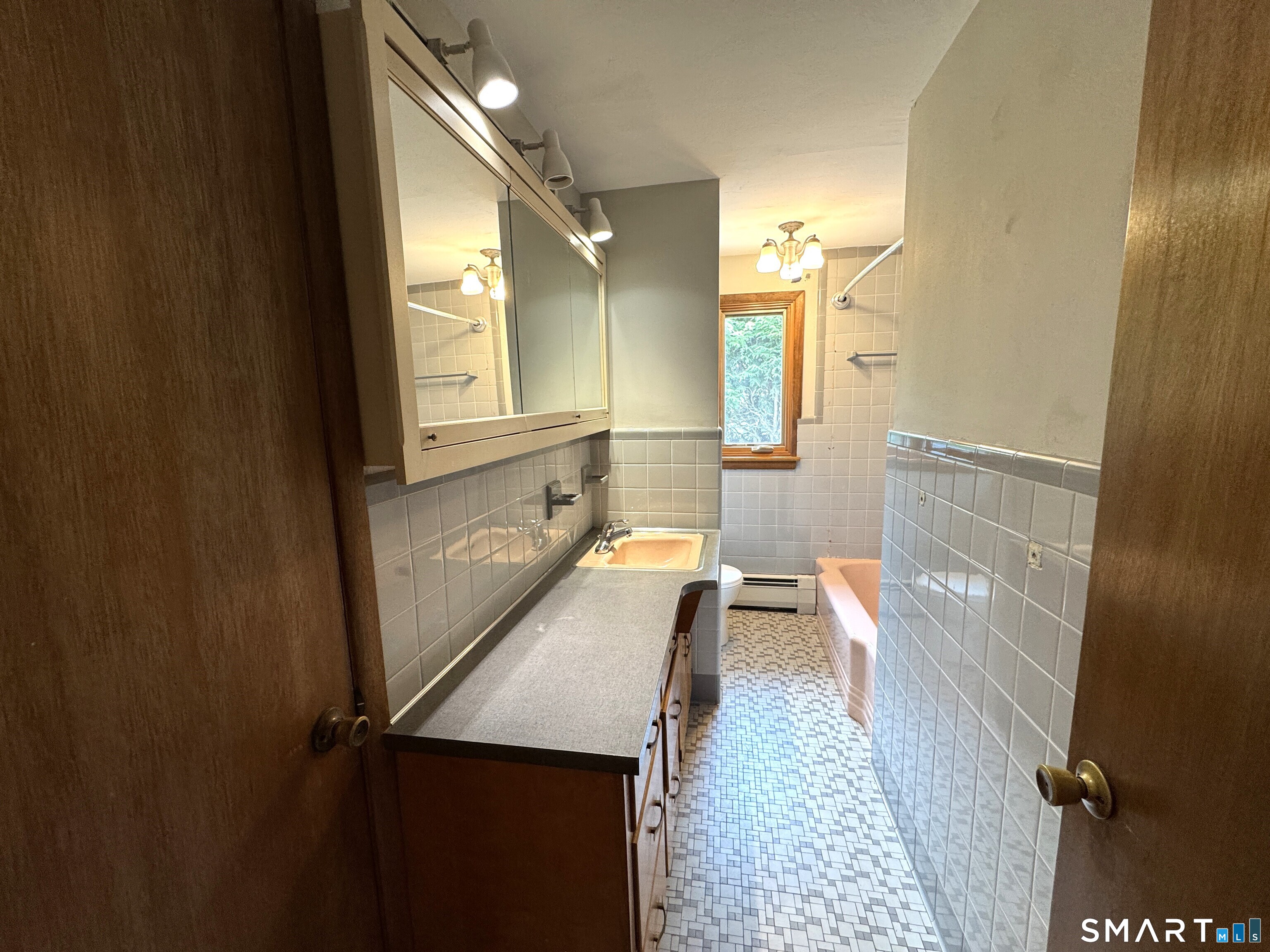 6 Lydall Street Manchester CT 06042