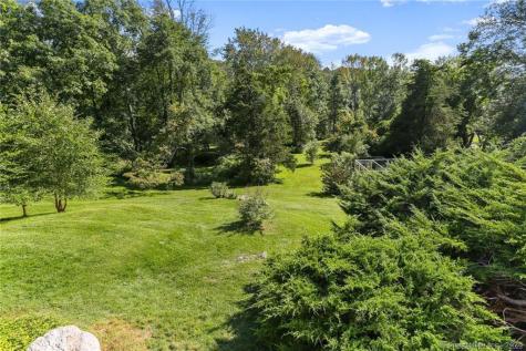 26 Chalburn Road Redding CT 06896