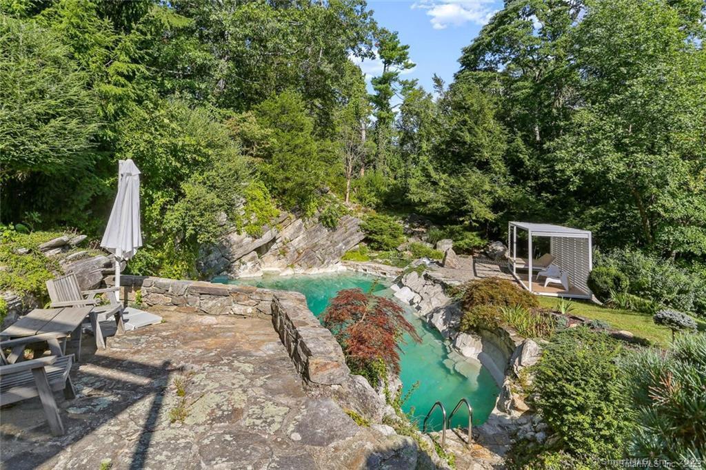 26 Chalburn Road Redding CT 06896