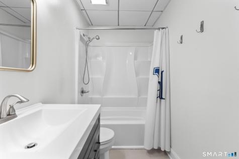 196 Crown Street New Haven CT 06510