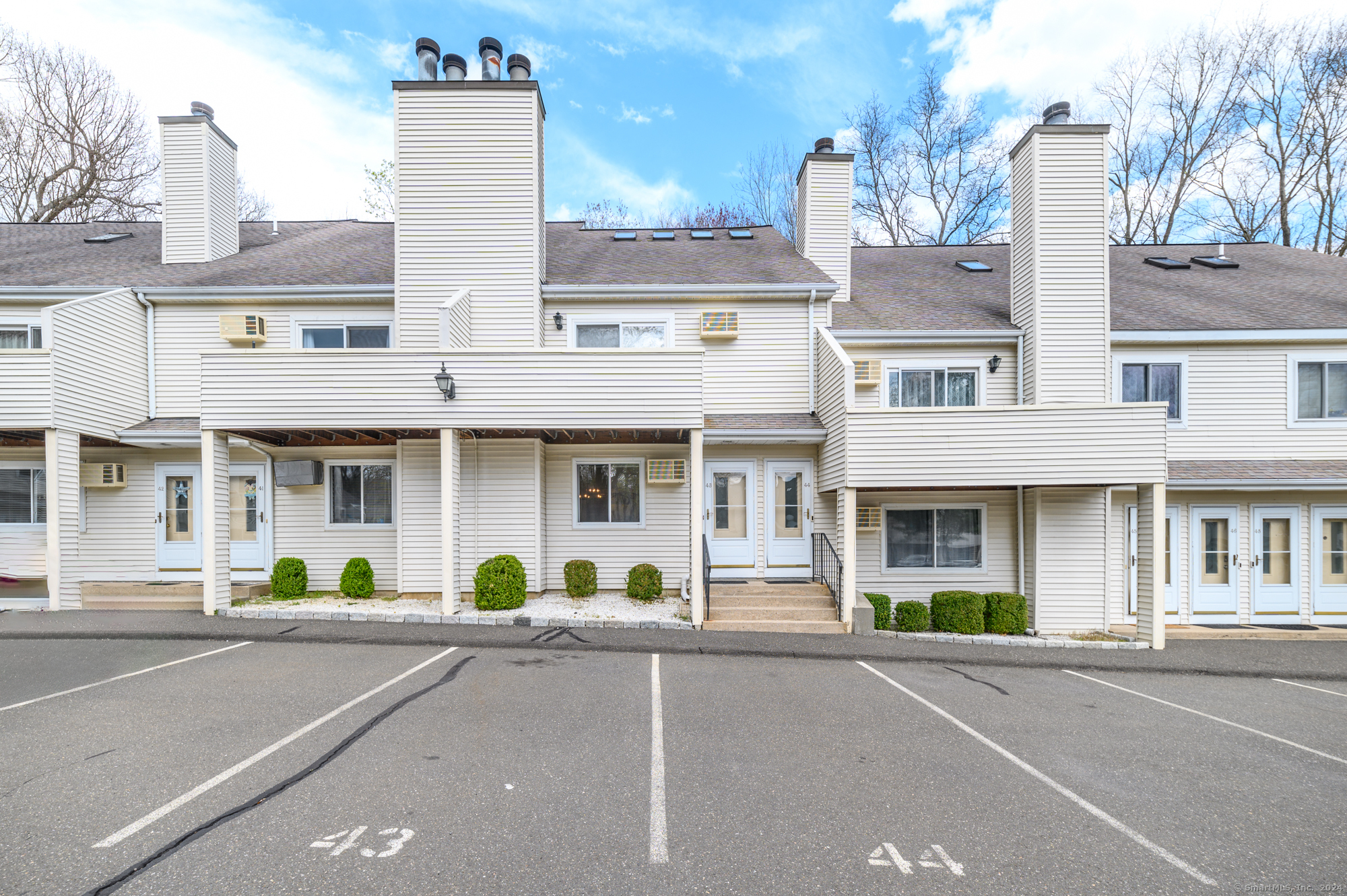 2-A Jeanette Road Danbury CT 06811