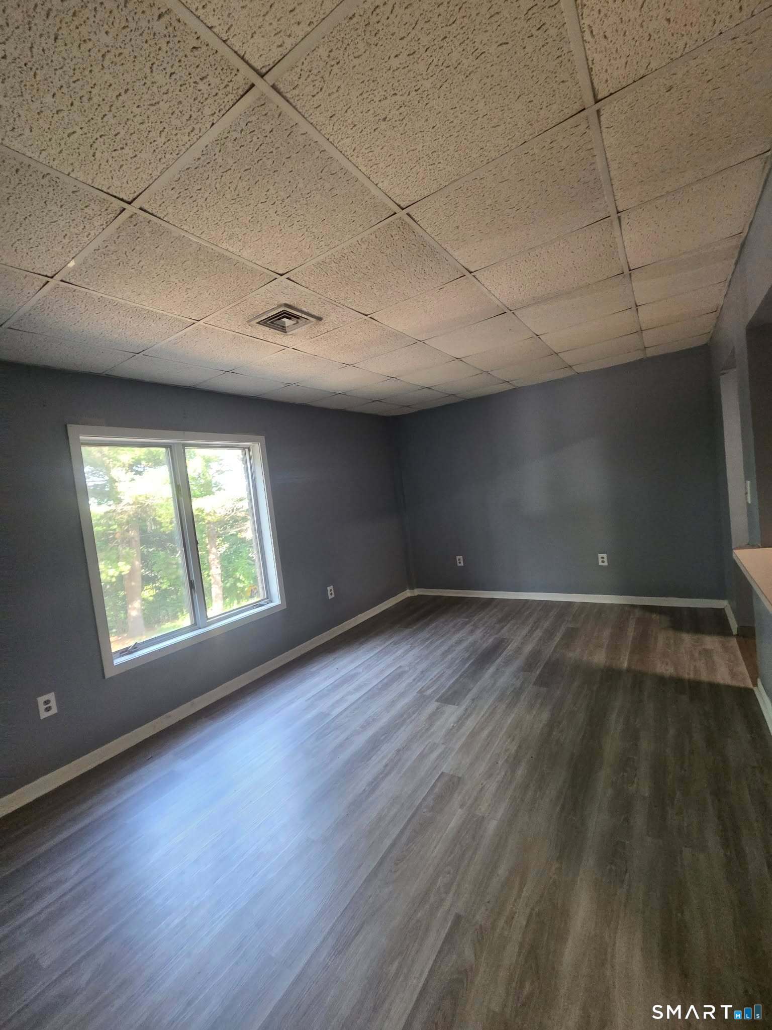 27-43 Framingham Drive Waterbury CT 06705