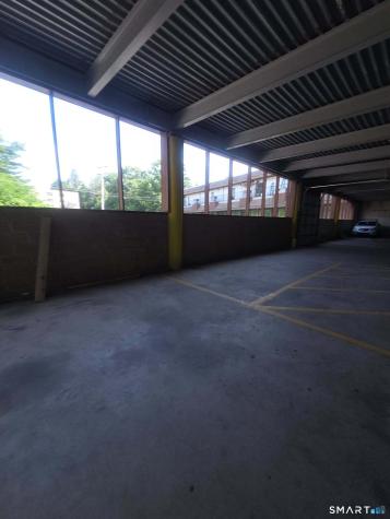 27-43 Framingham Drive Waterbury CT 06705