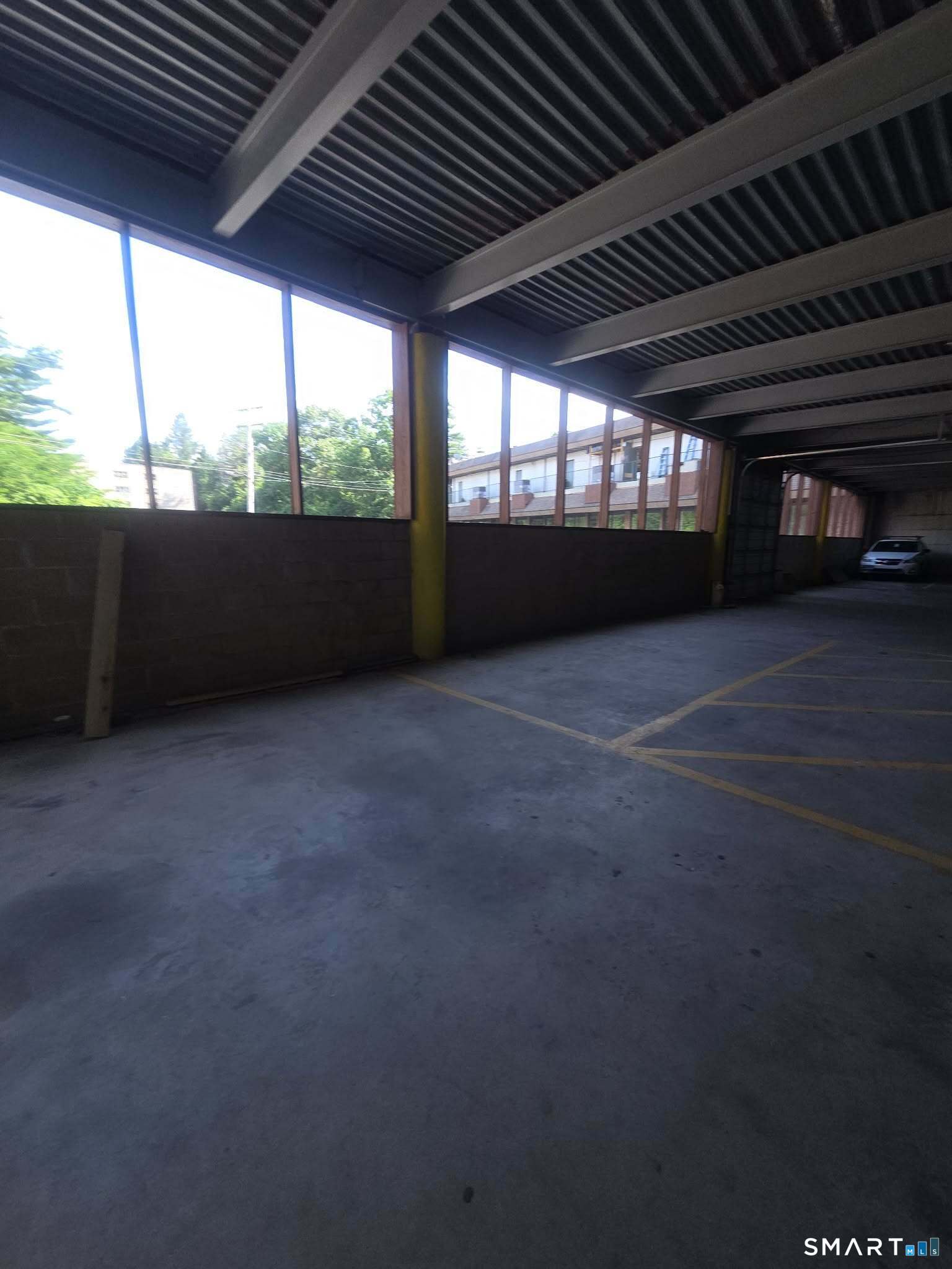 27-43 Framingham Drive Waterbury CT 06705