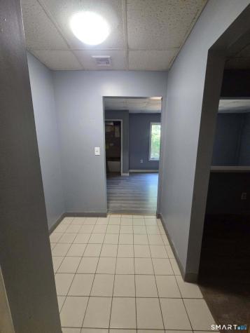 27-43 Framingham Drive Waterbury CT 06705