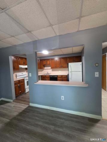 27-43 Framingham Drive Waterbury CT 06705