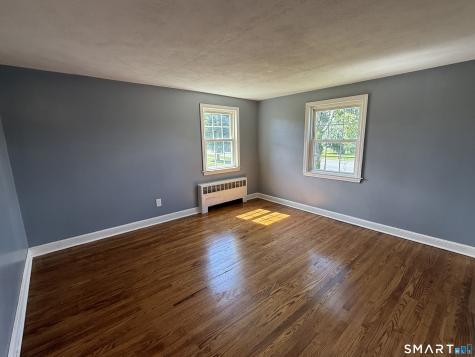 618 Willard Avenue Newington CT 06111