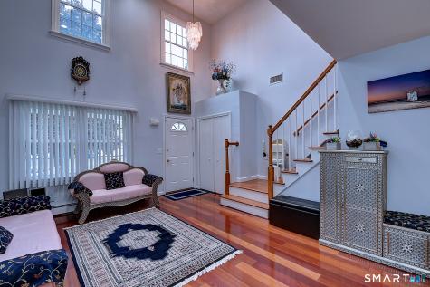 12 Diggins Court South Windsor CT 06074