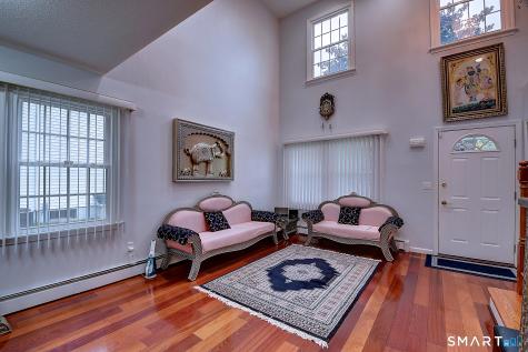 12 Diggins Court South Windsor CT 06074