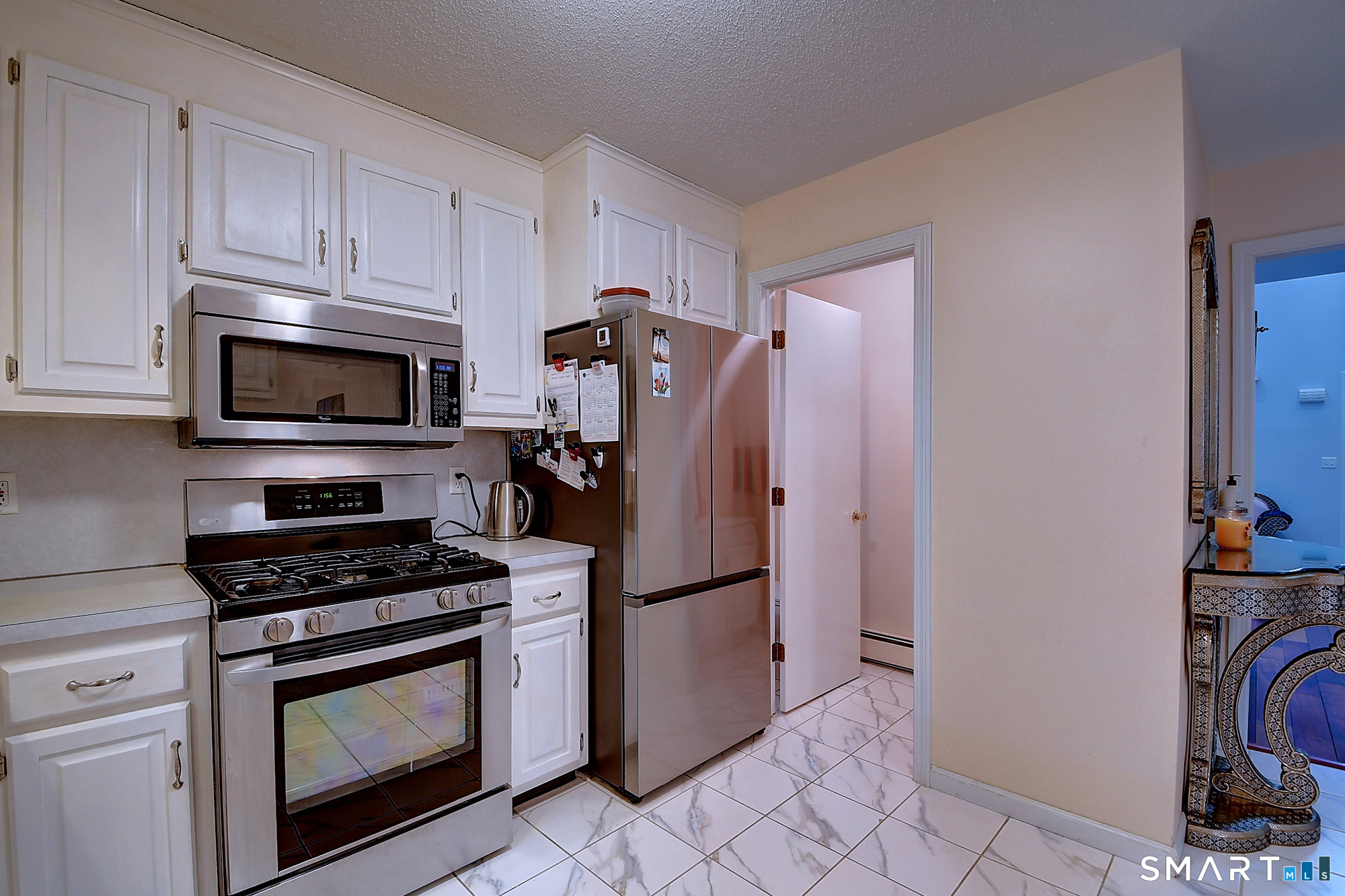 12 Diggins Court South Windsor CT 06074