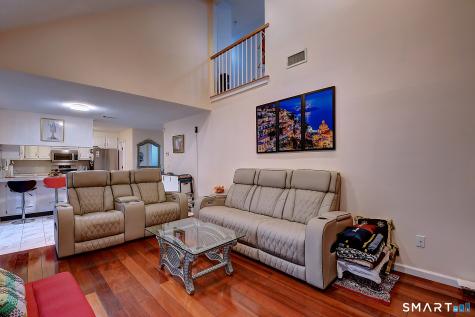 12 Diggins Court South Windsor CT 06074