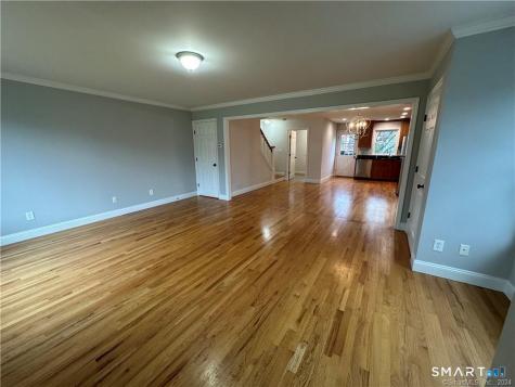562 Light Street Stratford CT 06614