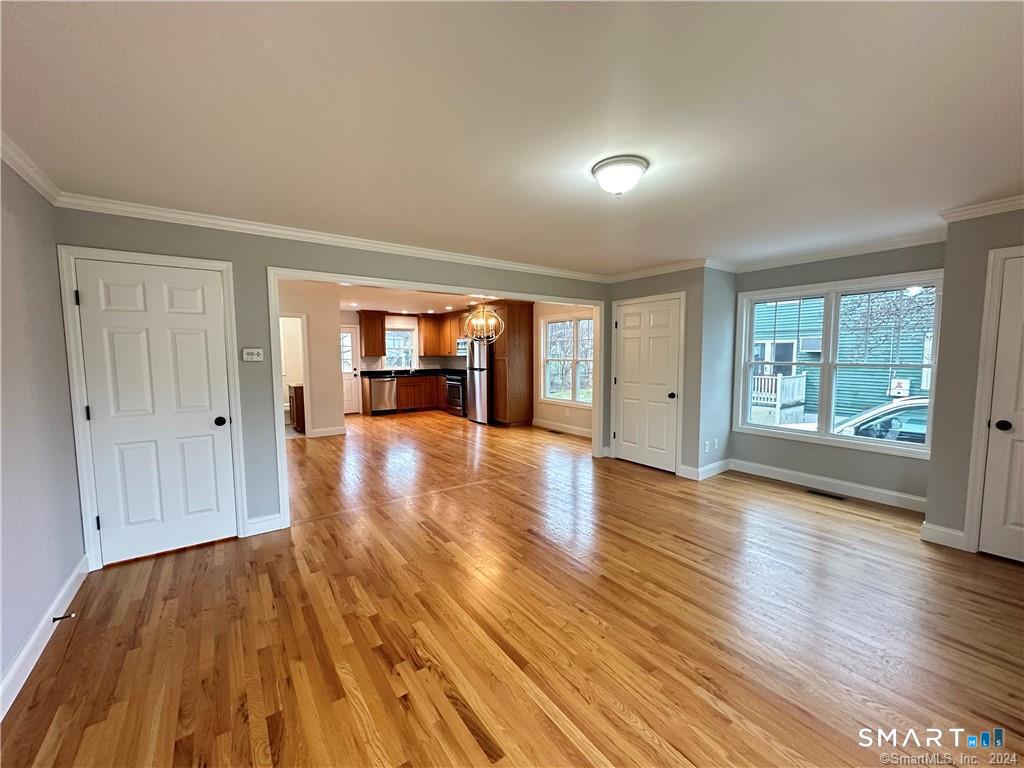 562 Light Street Stratford CT 06614