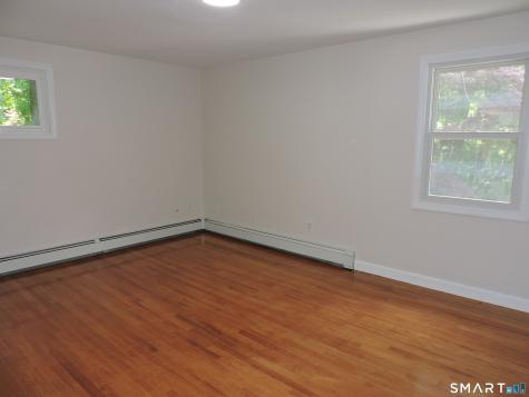 60 Mohegan Trail South Windsor CT 06074