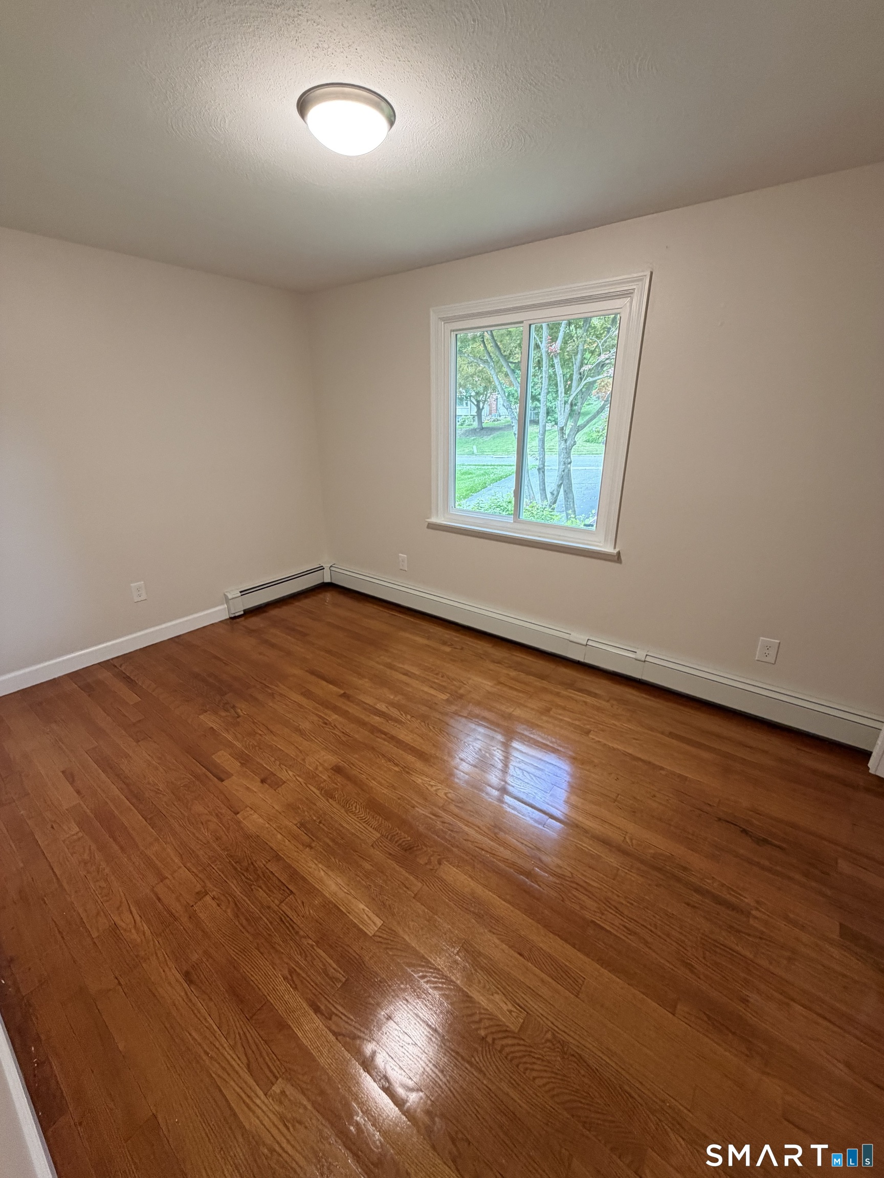 60 Mohegan Trail South Windsor CT 06074