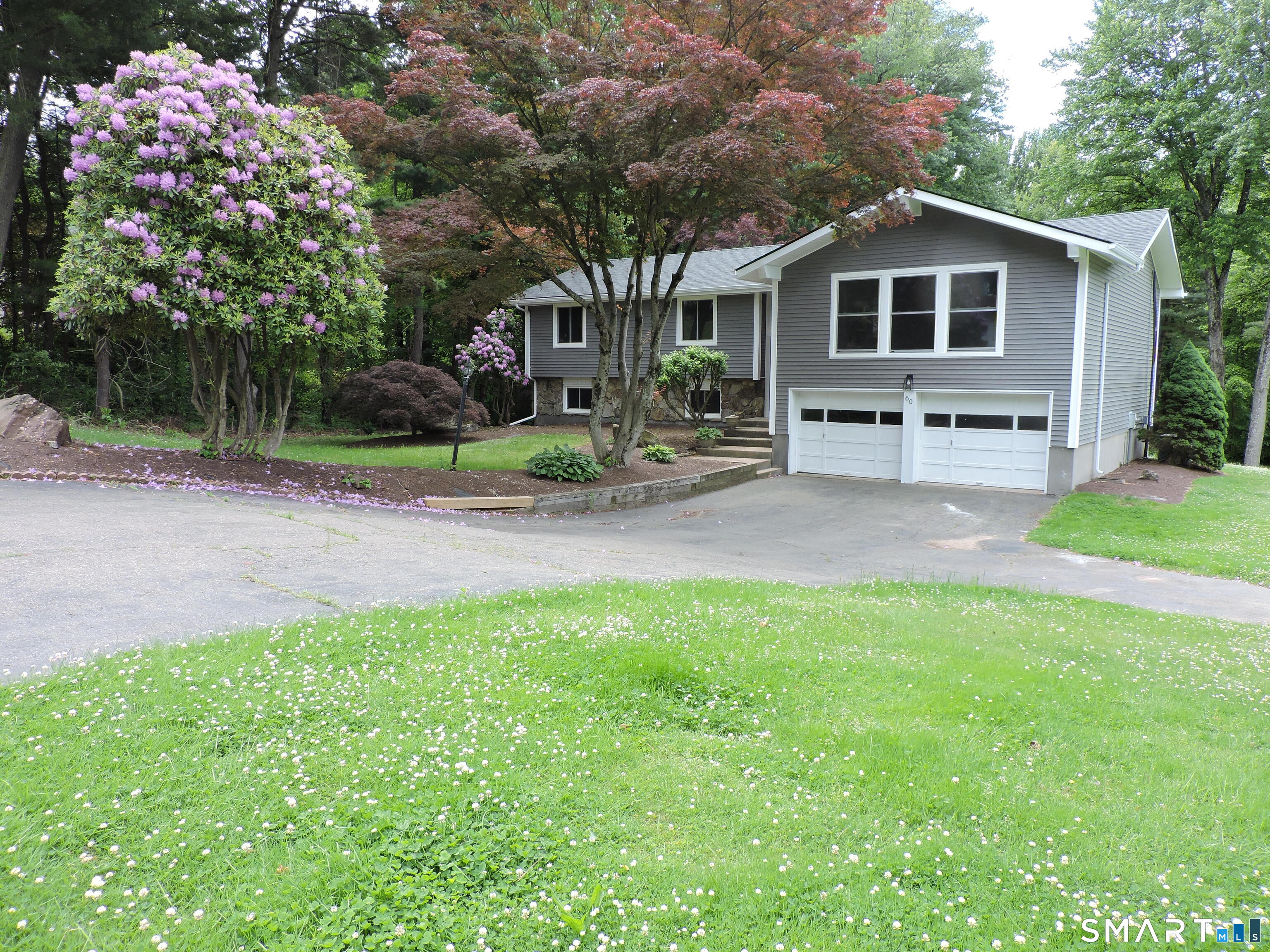 60 Mohegan Trail South Windsor CT 06074