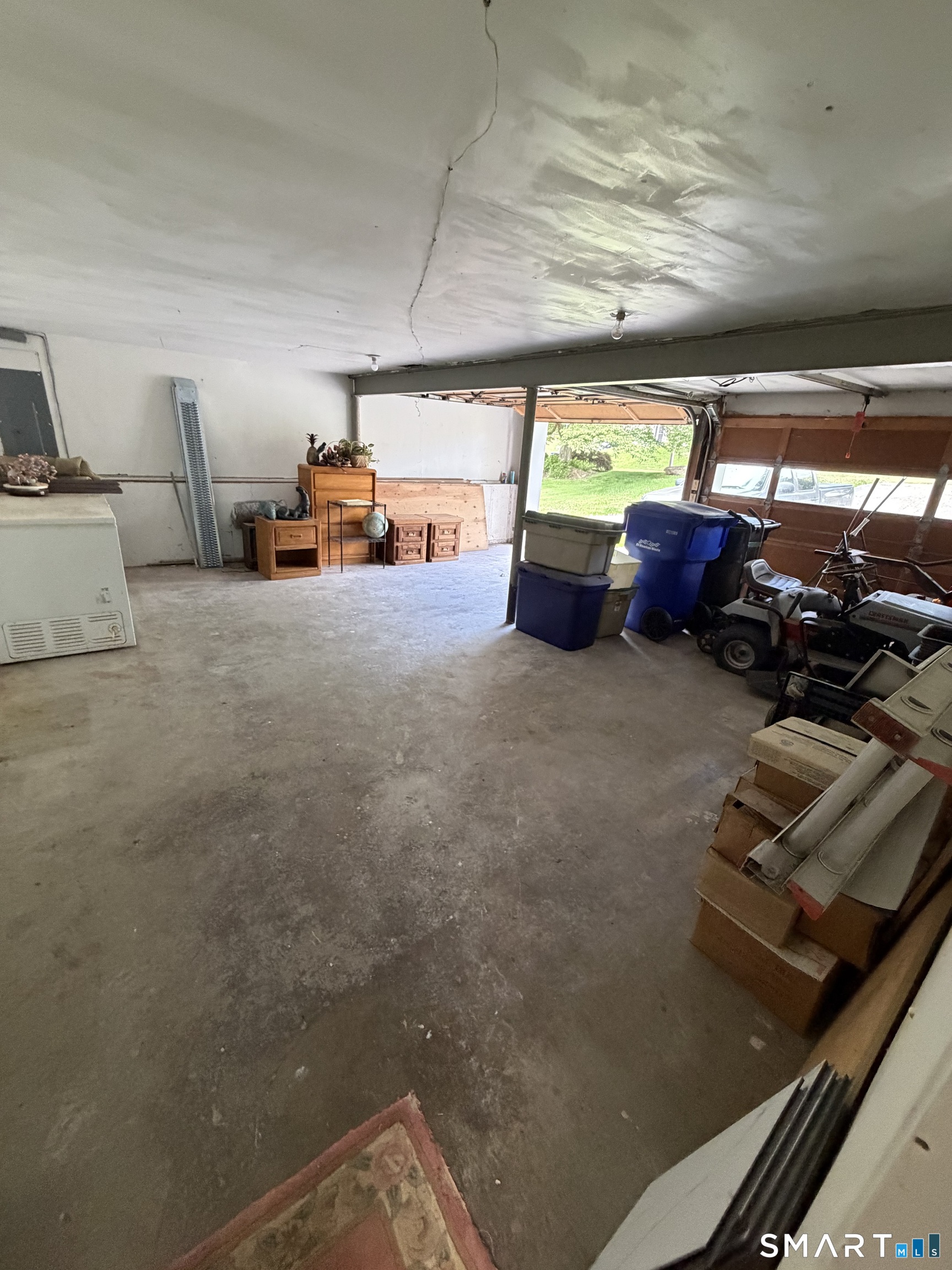 60 Mohegan Trail South Windsor CT 06074
