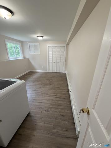 60 Mohegan Trail South Windsor CT 06074