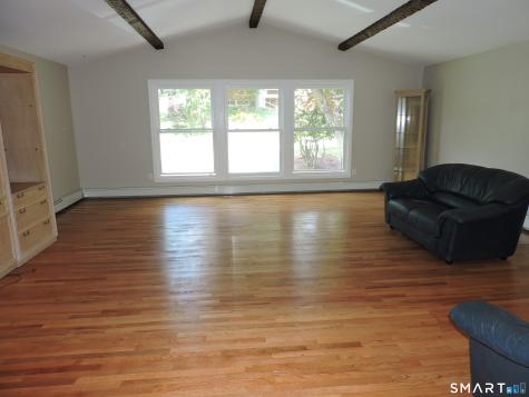 60 Mohegan Trail South Windsor CT 06074