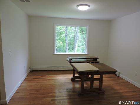 60 Mohegan Trail South Windsor CT 06074