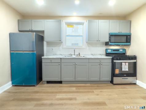 1248 North Main Street Waterbury CT 06704