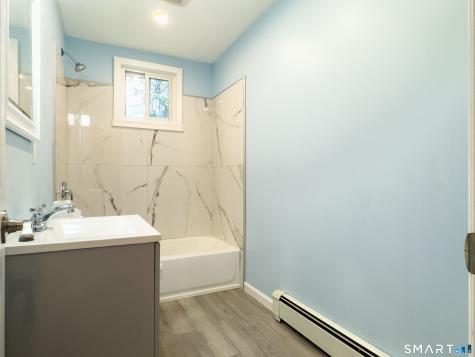 1248 North Main Street Waterbury CT 06704