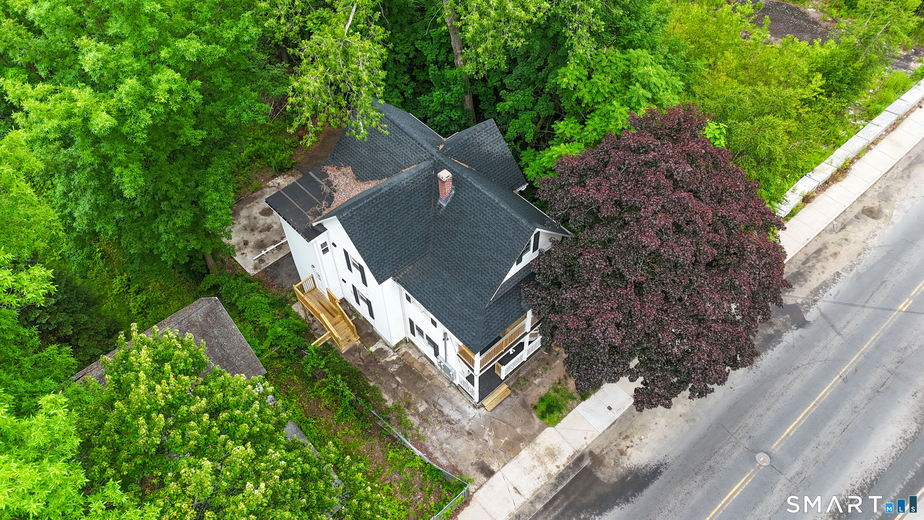 1248 North Main Street Waterbury CT 06704